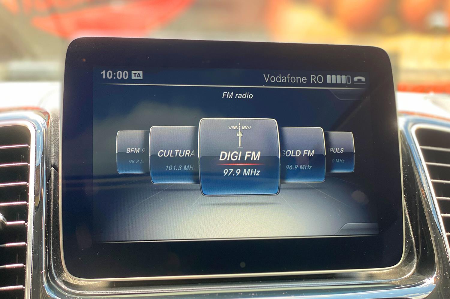 Asculta DIGI FM in fiecare vineri dimineata si poti castiga un voucher in valoare de 250 de euro la FishingMall